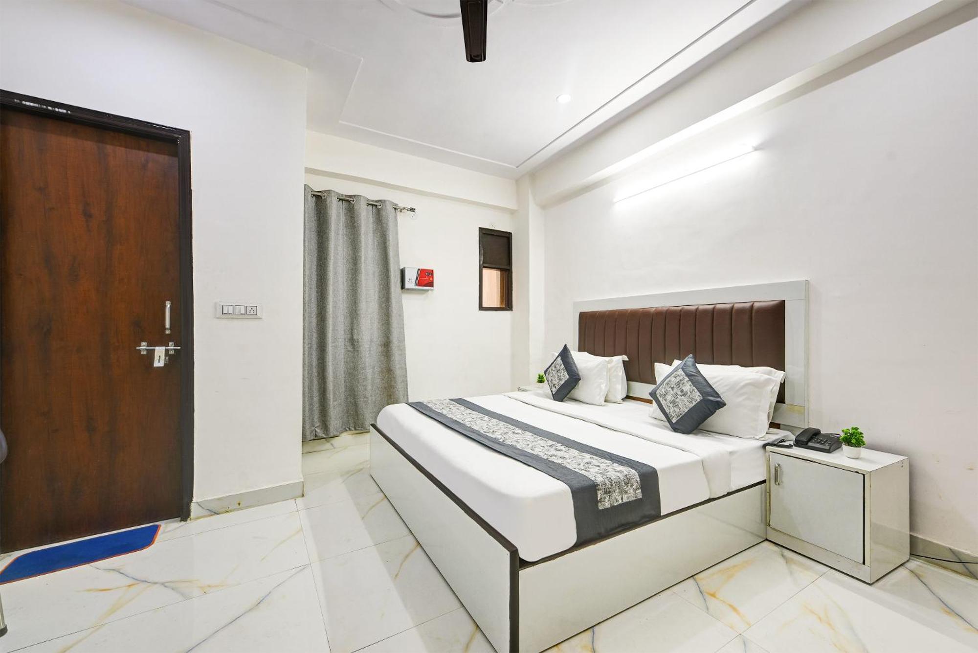 Hotel Krishna Tower Delhi Kültér fotó