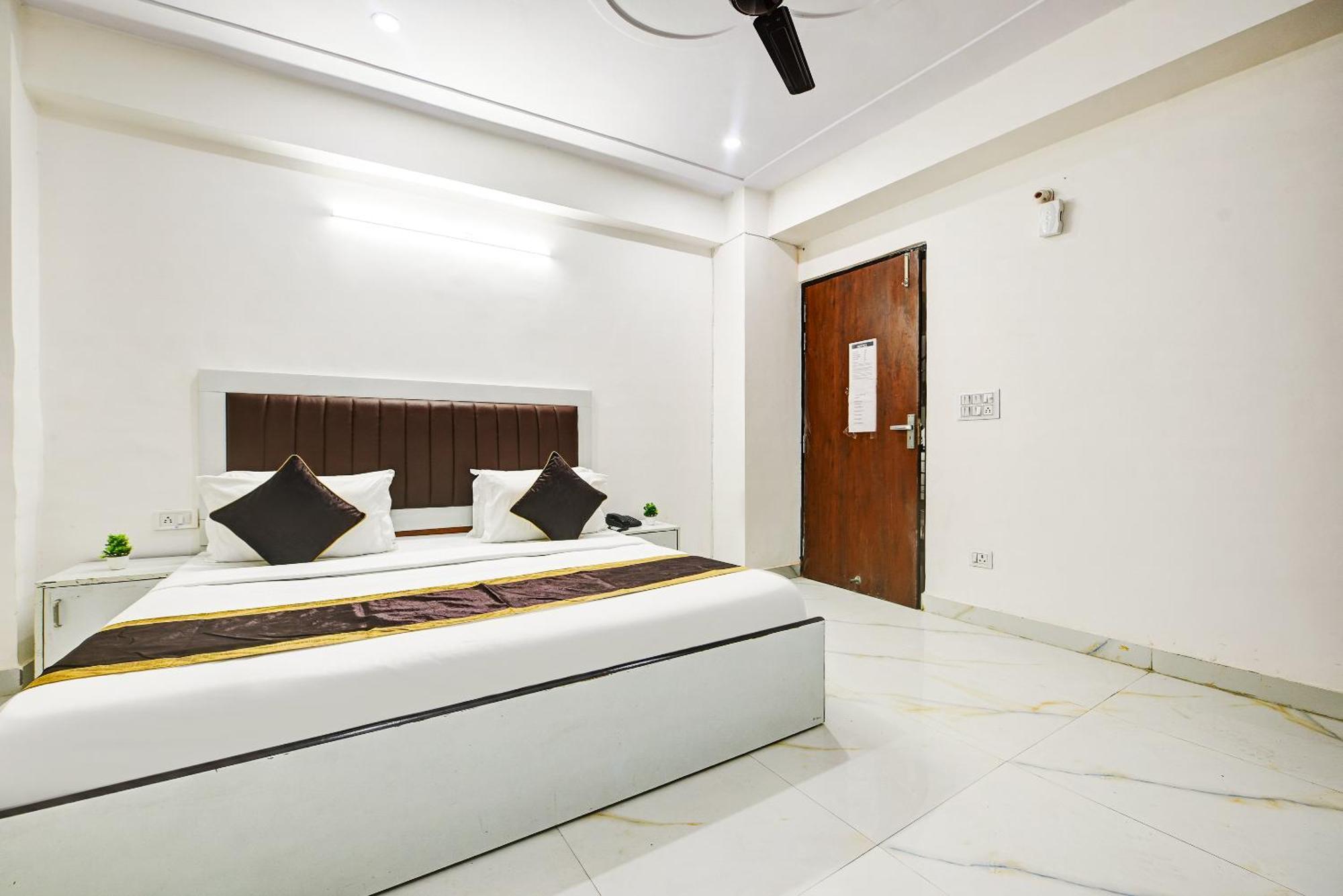 Hotel Krishna Tower Delhi Kültér fotó