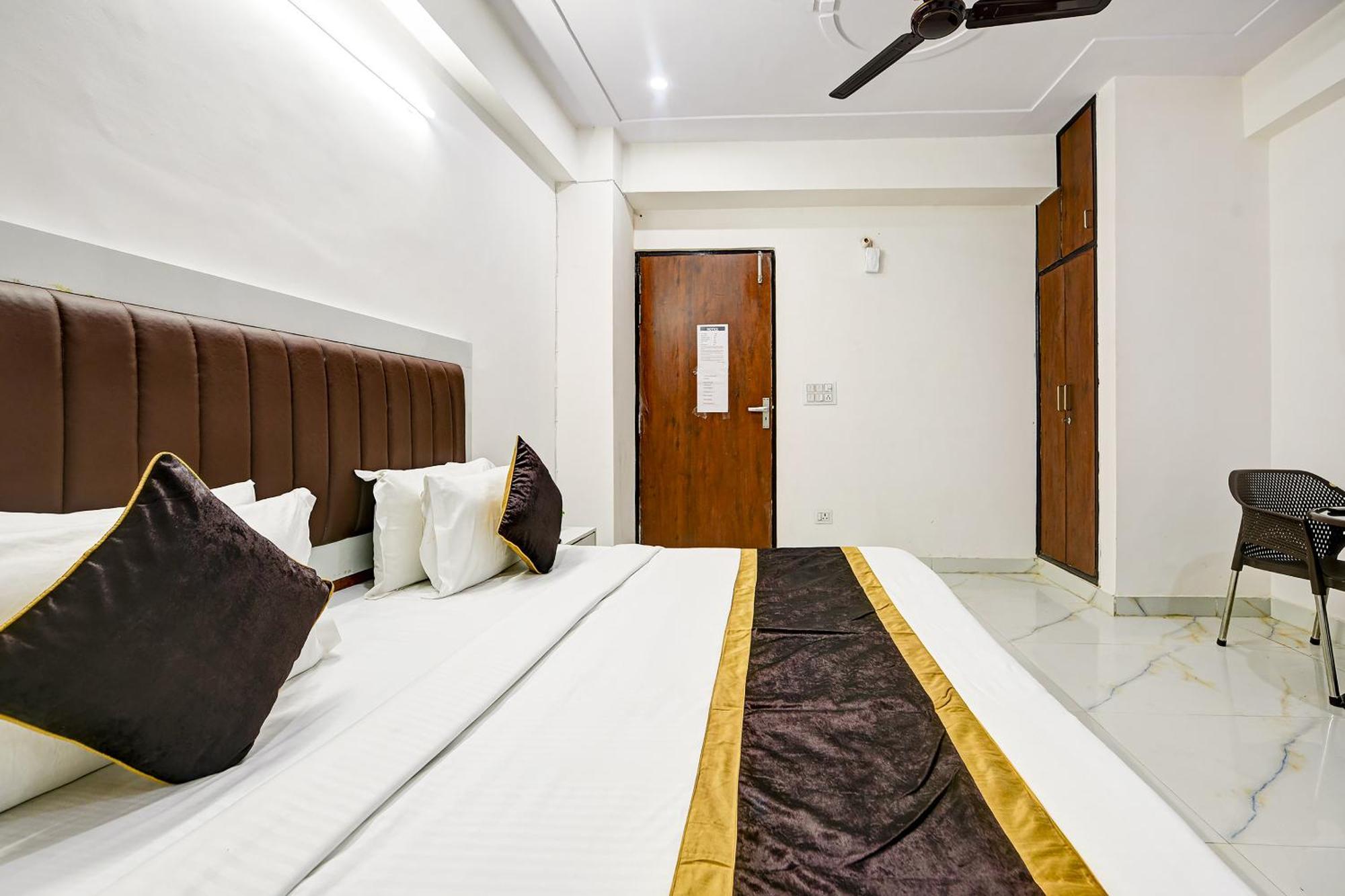 Hotel Krishna Tower Delhi Kültér fotó